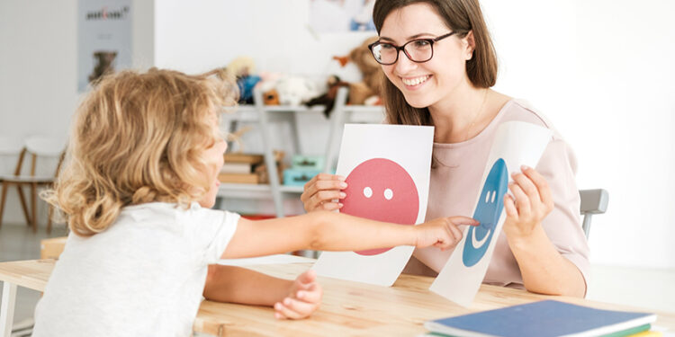 Uzman Psikologlar Açıkladı: Çocuklarda Duygusal Zeka Geliştirme Yolları