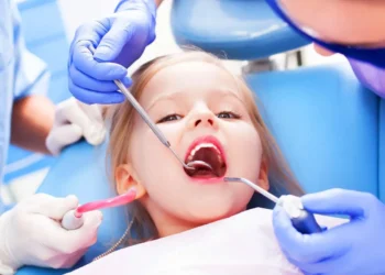 Çocuk Diş Hekiminden Uyarı: Sosyal Medyada Yanlış Ağız Sağlığı Önerileri Riski