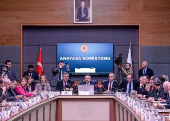 Ankara Meclisinde Kritik Zirve: Anayasa Değişikliği Komisyonu Toplandı