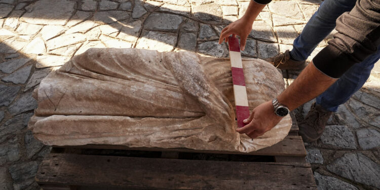 Efes Kazıları Roma Dönemi Mirasını Ortaya Çıkarıyor