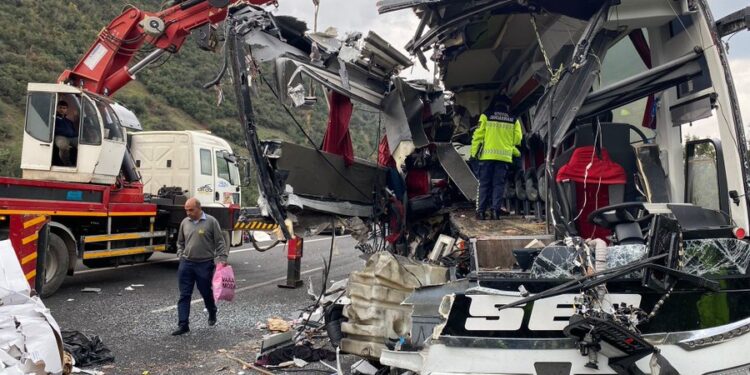 Osmaniye Otobüs Kazası Sonrası Toplumsal Tepki: Güvenlik Nerede?