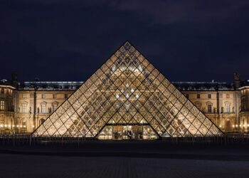 Louvre Müzesi Mısır Bölümü Sular Altında Kaldı: Belgeler Islandı