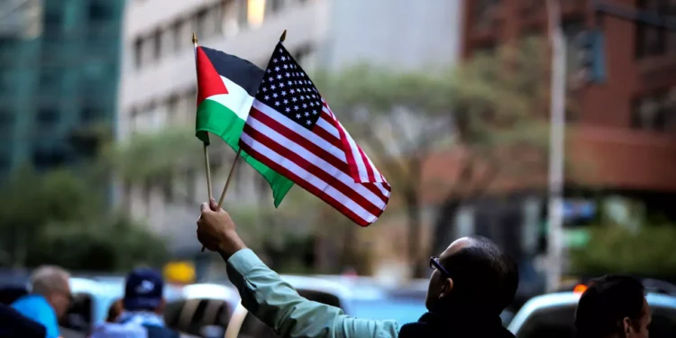 ABD’ye Giriş Engeli ile Binlerce Yolcu Mağdur Oldu