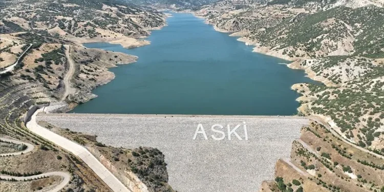30 Saati Aşan Su Kesintisi Başkentte Hayatı Felç Etti: Halk Sağlığı Risk Altında