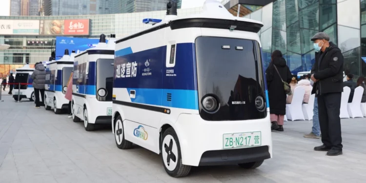 Çin Yapay Zekalı Polis Araçları Trafik İhlallerini Affetmiyor