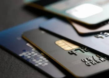 Ekonomide Kredi Kartı Faiz İndirimi Rüzgarı Esecek