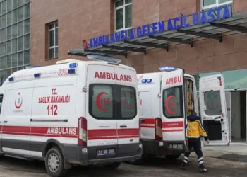 Yemekten Zehirlenme Şüphesiyle 736 Kişi Hastaneye Koştu